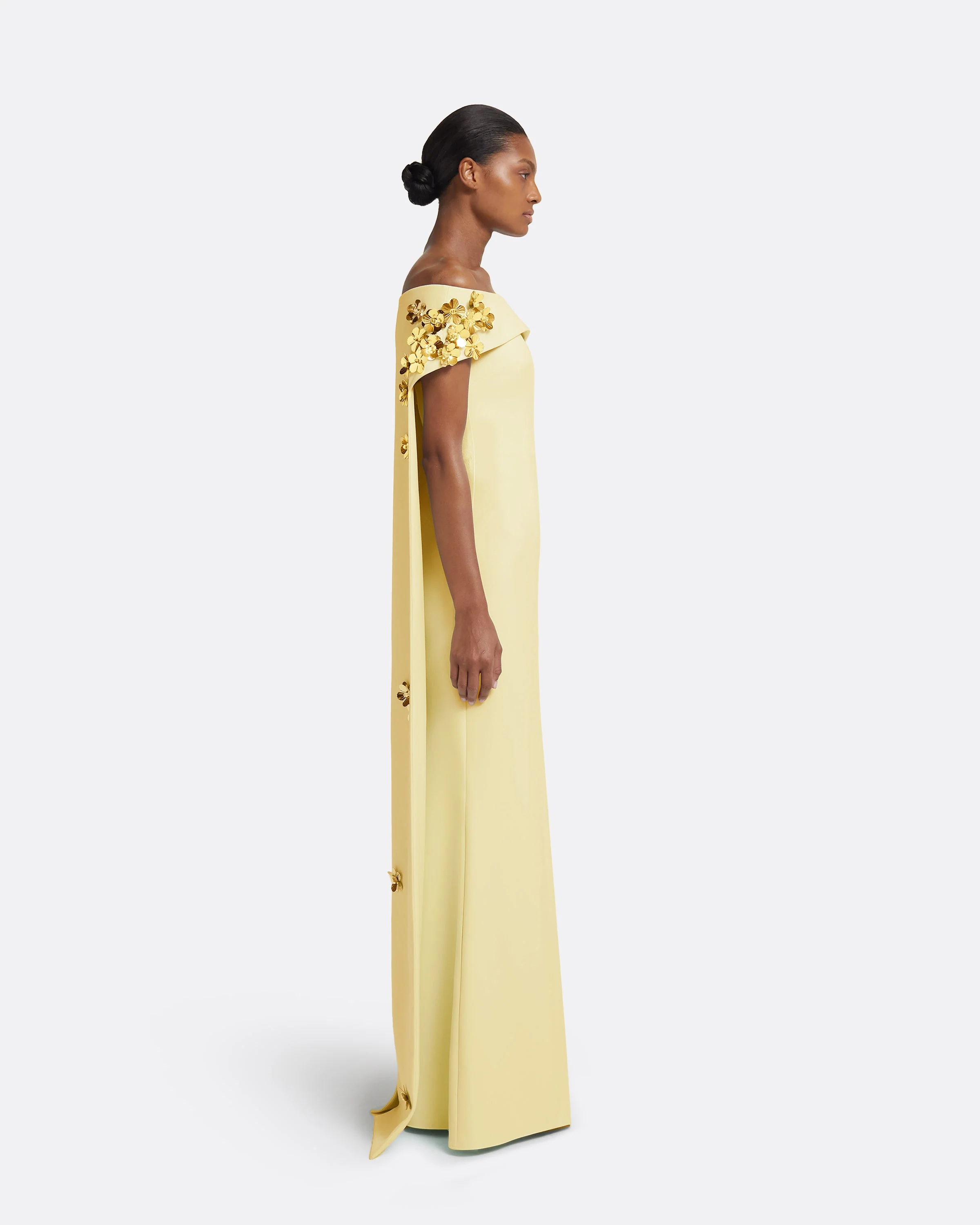 Arabella Harness With Soshin Dress in Pale Yellow - Image 4