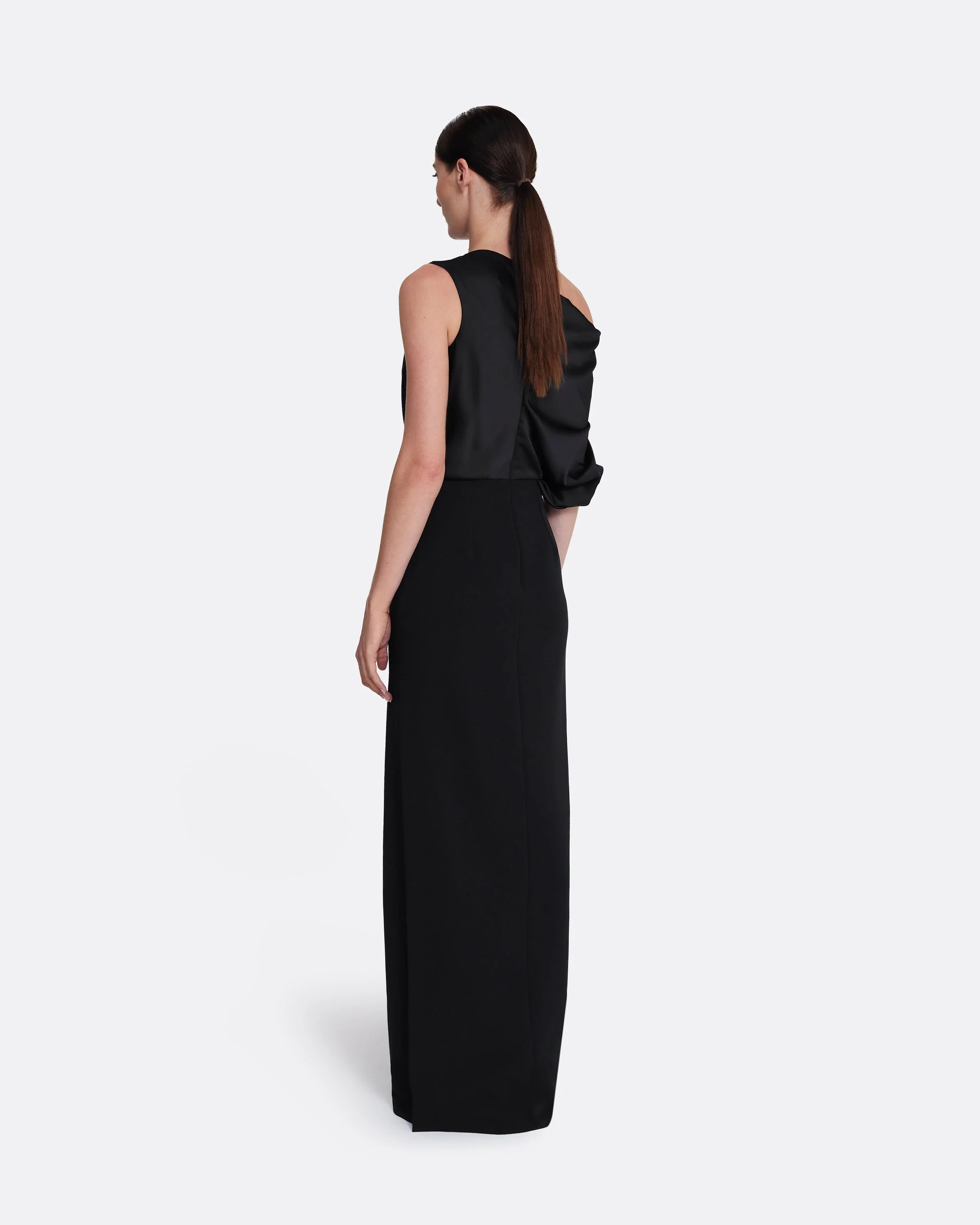 Costanza Long Dress in Black - Image 7