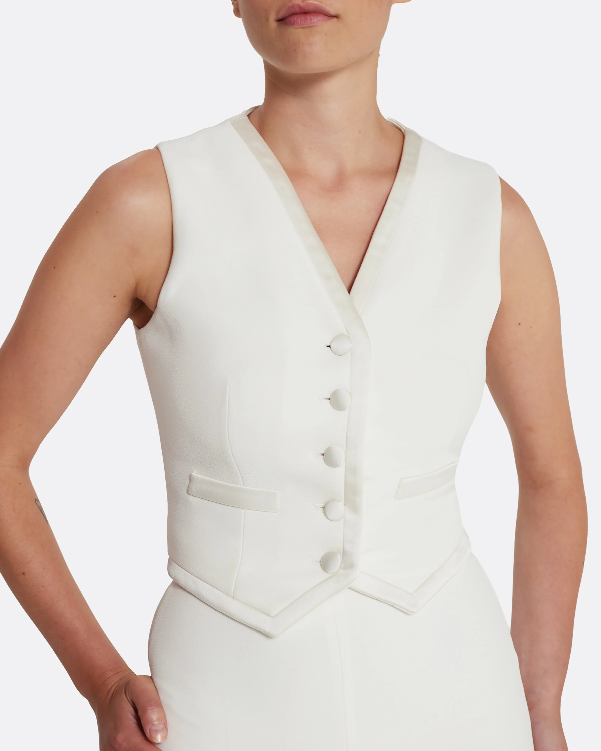 Glinda Waistcoat in Ivory - Image 10