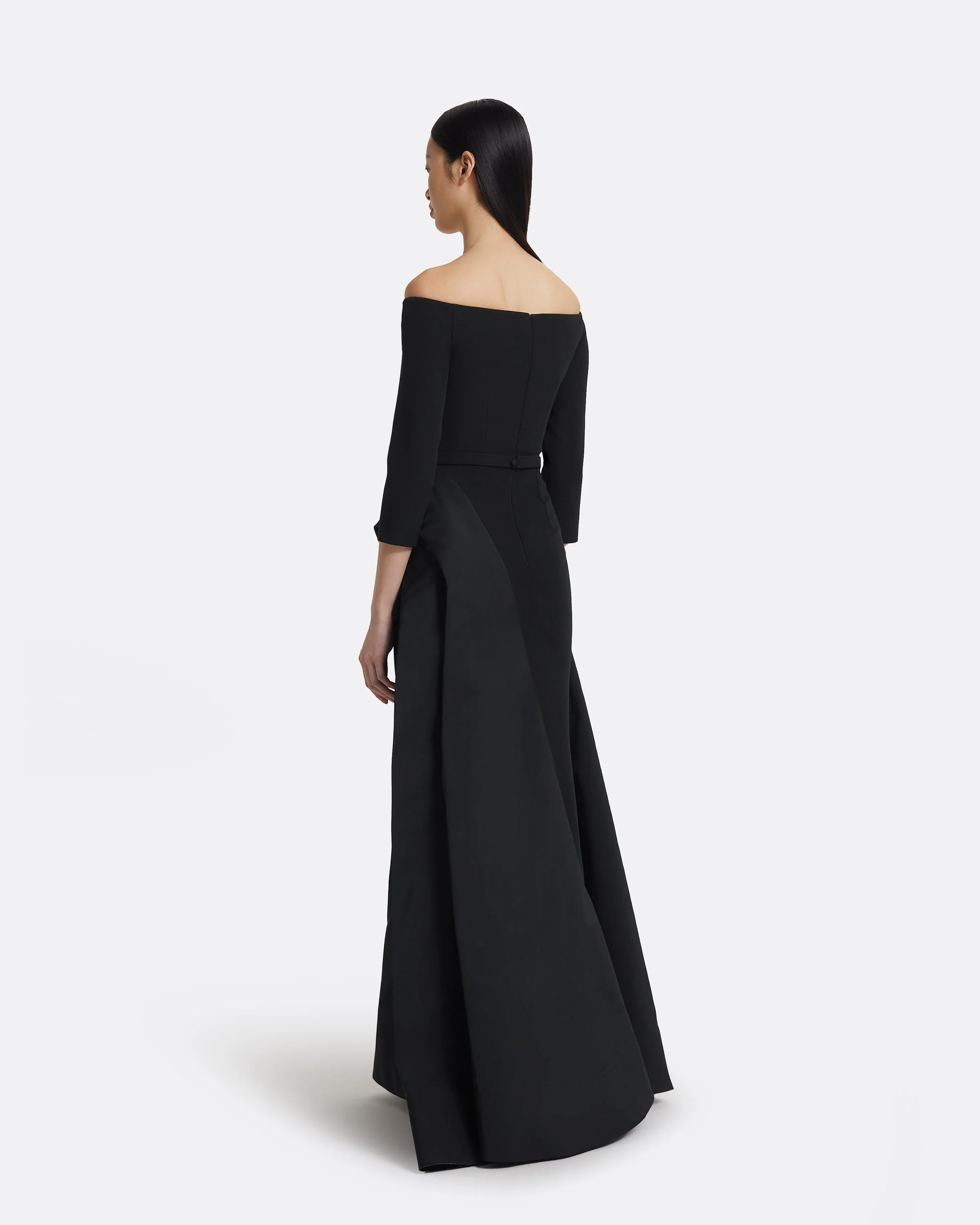 Nila Long Dress in Black - Image 7