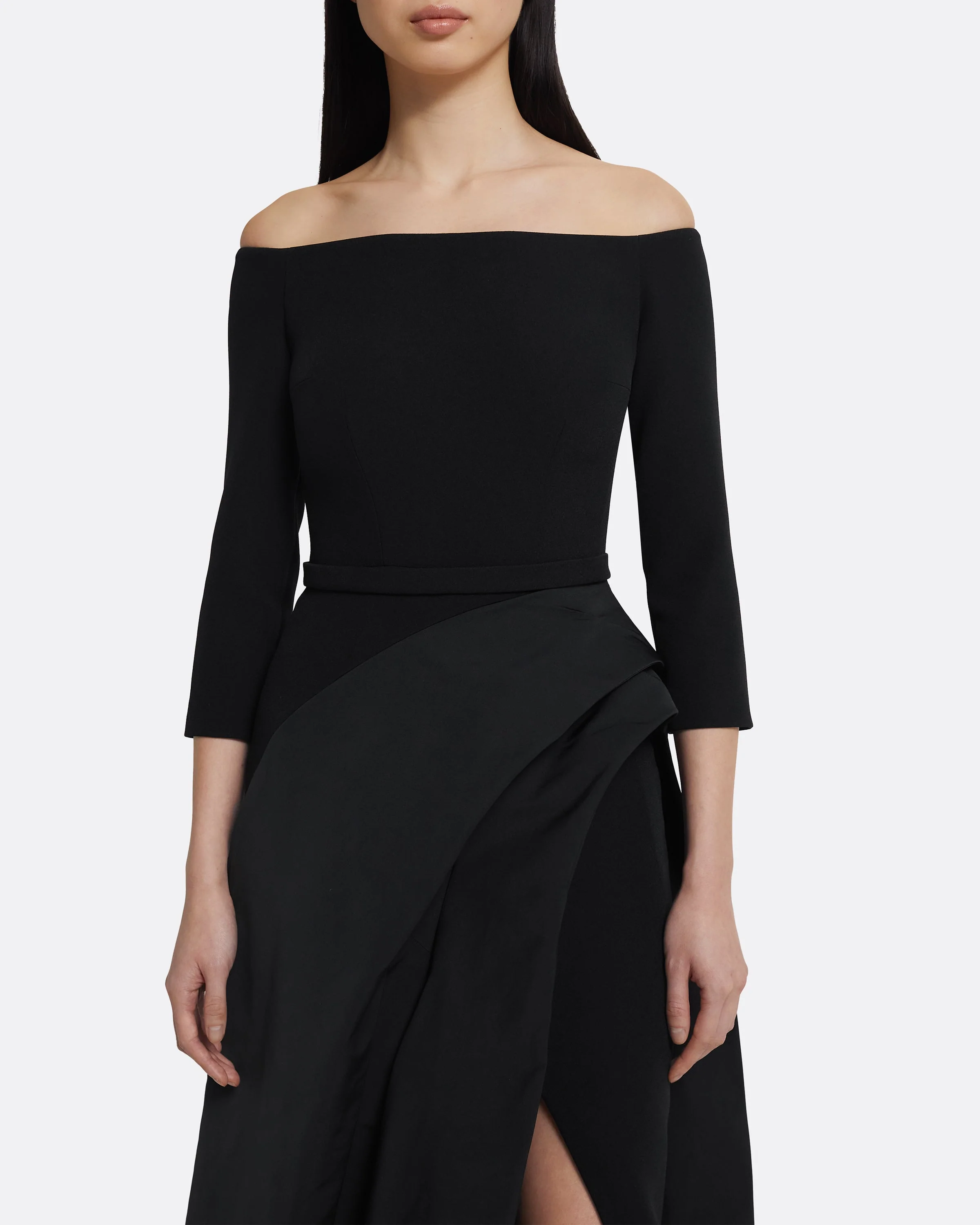 Nila Long Dress in Black - Image 8