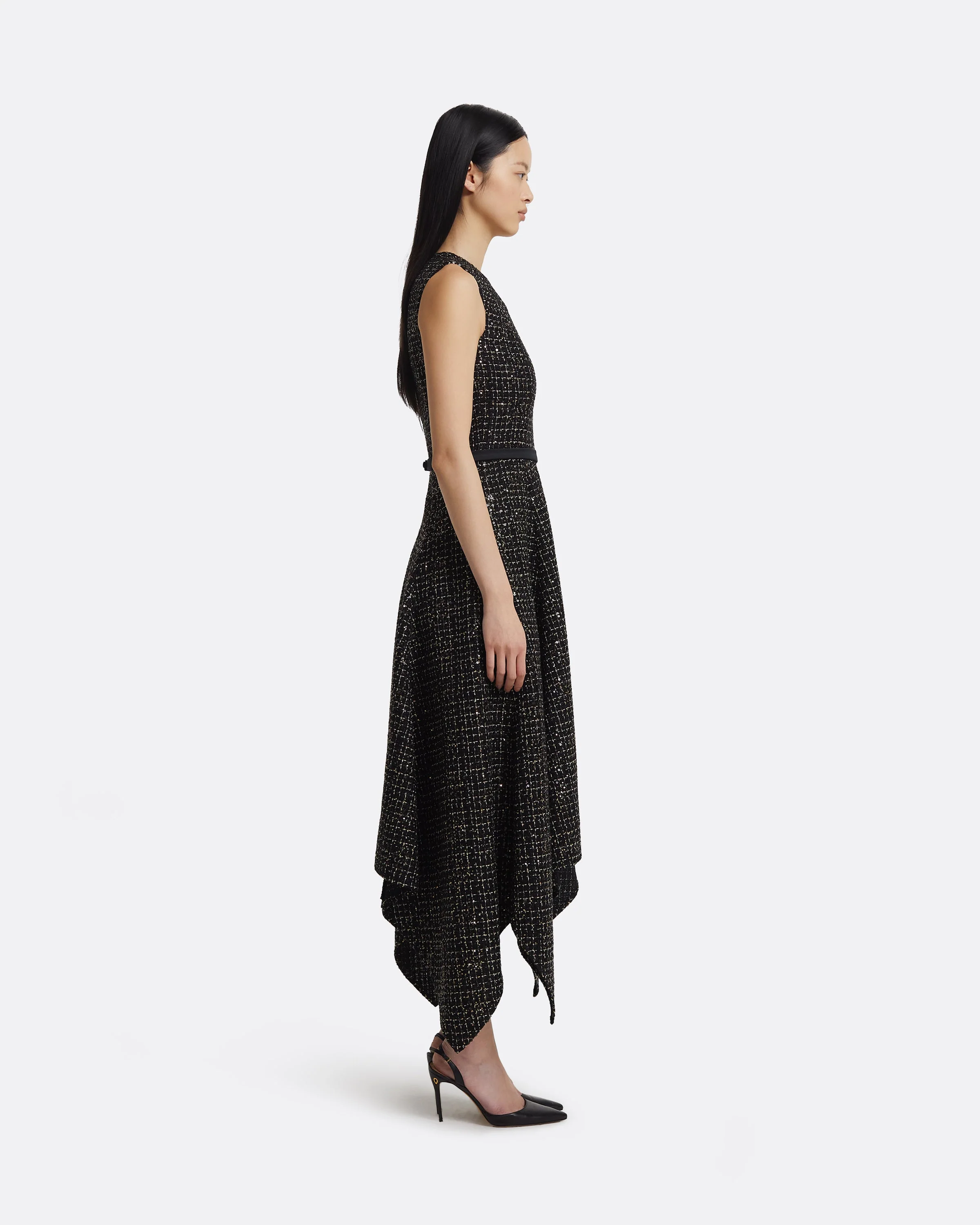 Okimi Dress in Black & Gold - Image 4