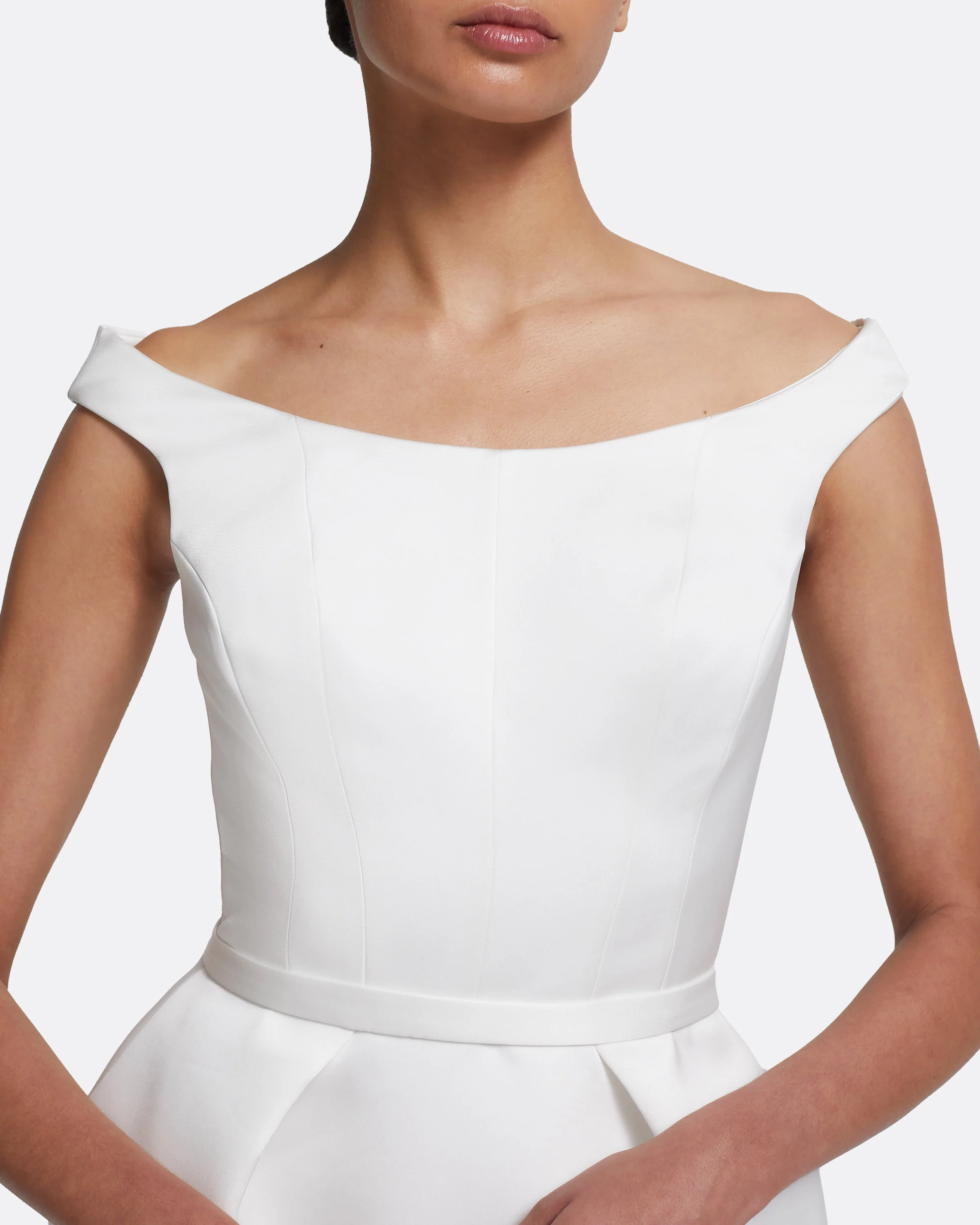 Senka Short Dress in Porcelain - Image 10