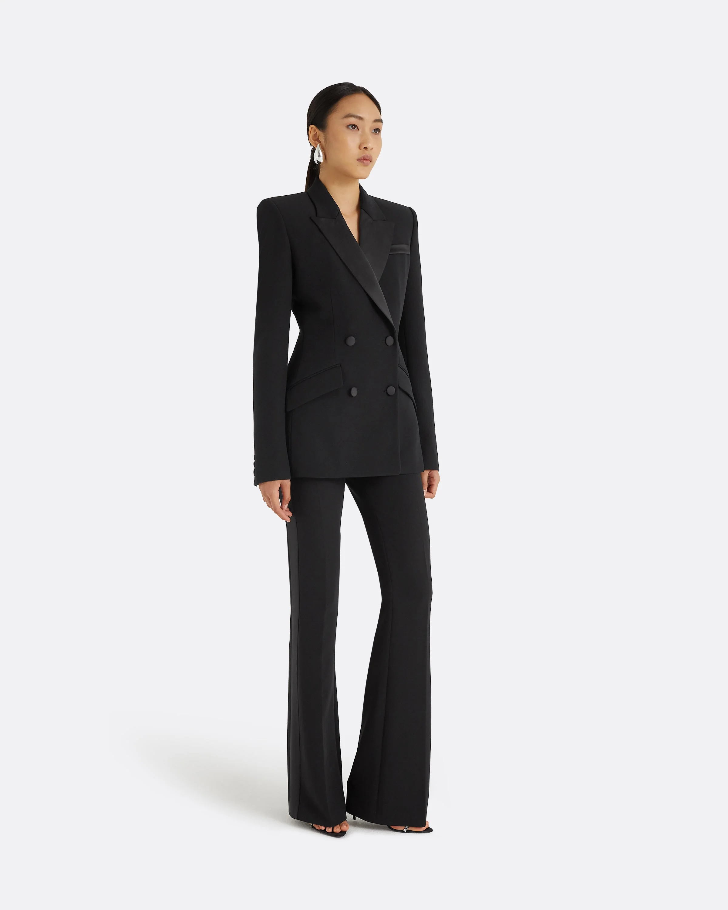 Wynnie Black Jacket - Image 12