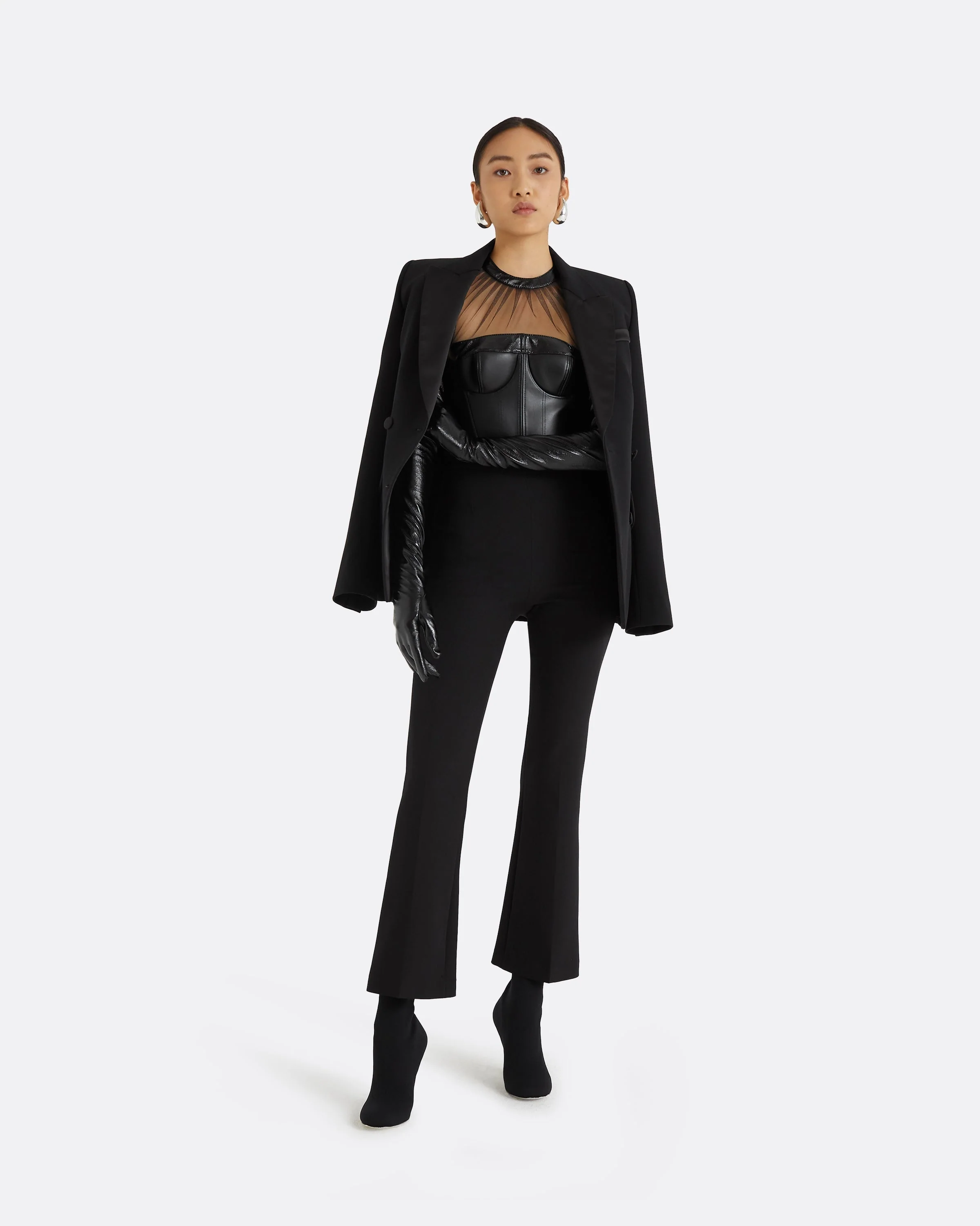 Wynnie Black Jacket - Image 15